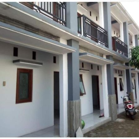 Griya Anugerah Mojokerto Exterior foto