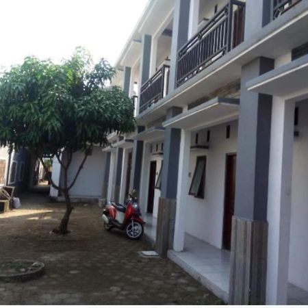 Griya Anugerah Mojokerto Exterior foto