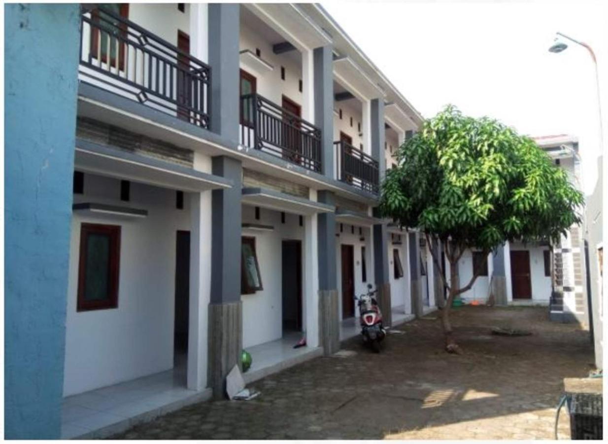 Griya Anugerah Mojokerto Exterior foto